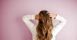 Huile de ricin cheveux secs